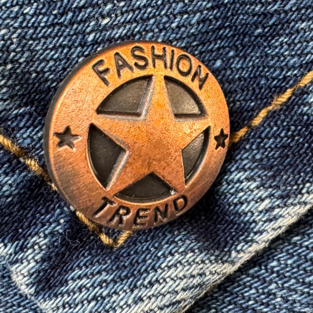 Western‎ prairie Style Denim Midi Skirt with Star Buttons - Picture 3 of 10